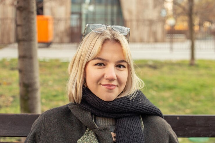 single Russian Ukrainian woman